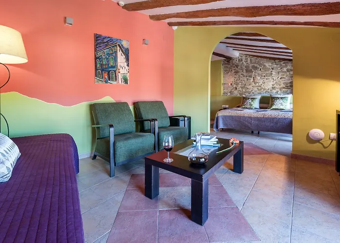 Cal Llop Hotell