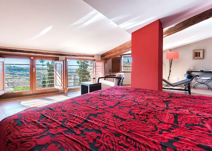 Hotel Cal Llop